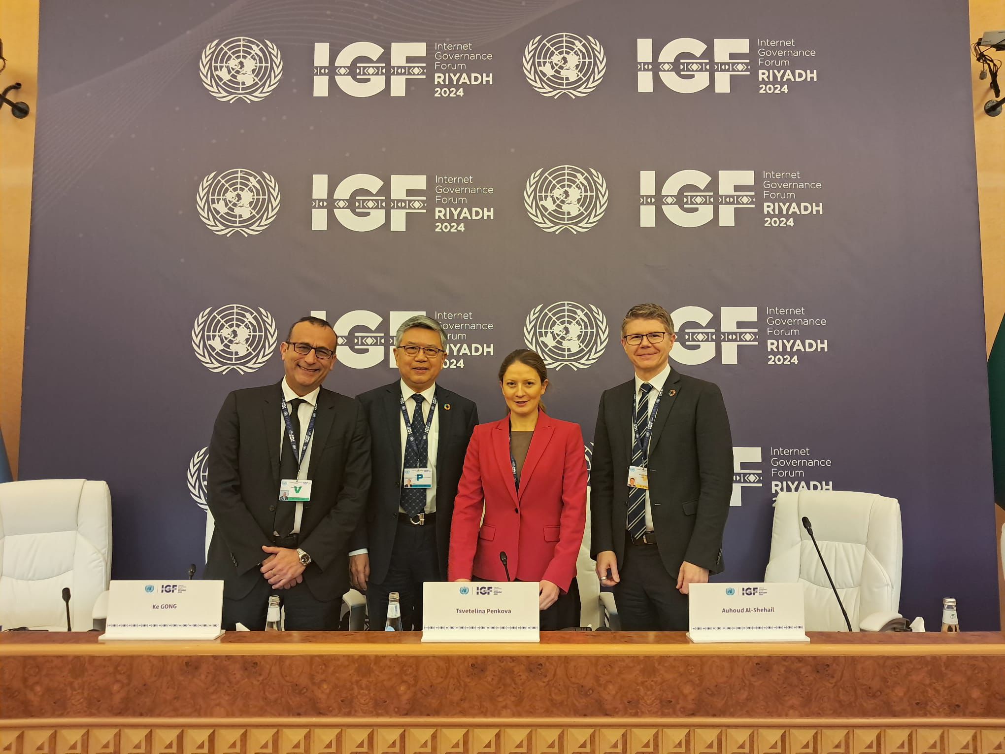 Incontro Direttore Generale e partecipanti a IGF Riyadh 2024